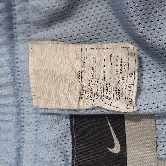 NIKE Dark & Light Full Coverage Blue Reversible Mesh Shorts w/ Drawstring Waist - Picture 4 of 14